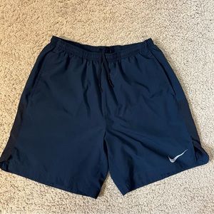 Navy Nike 7” Dri Fit Running Shorts w/Brief Liner M